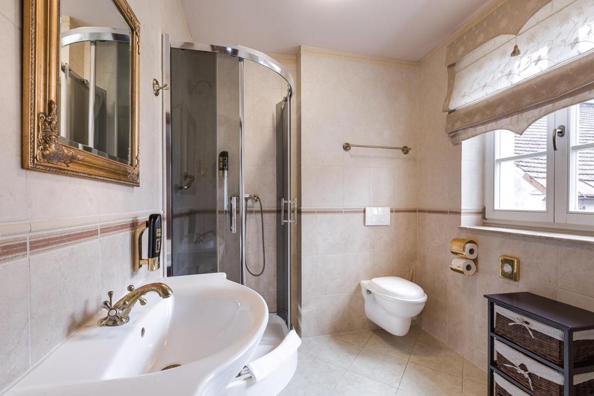 Hotel Stary Zdroj Świeradów-Zdrój Екстериор снимка