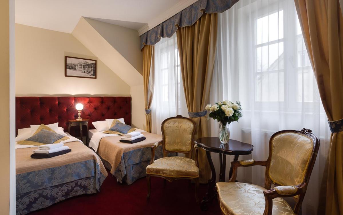 Hotel Stary Zdroj Świeradów-Zdrój Екстериор снимка