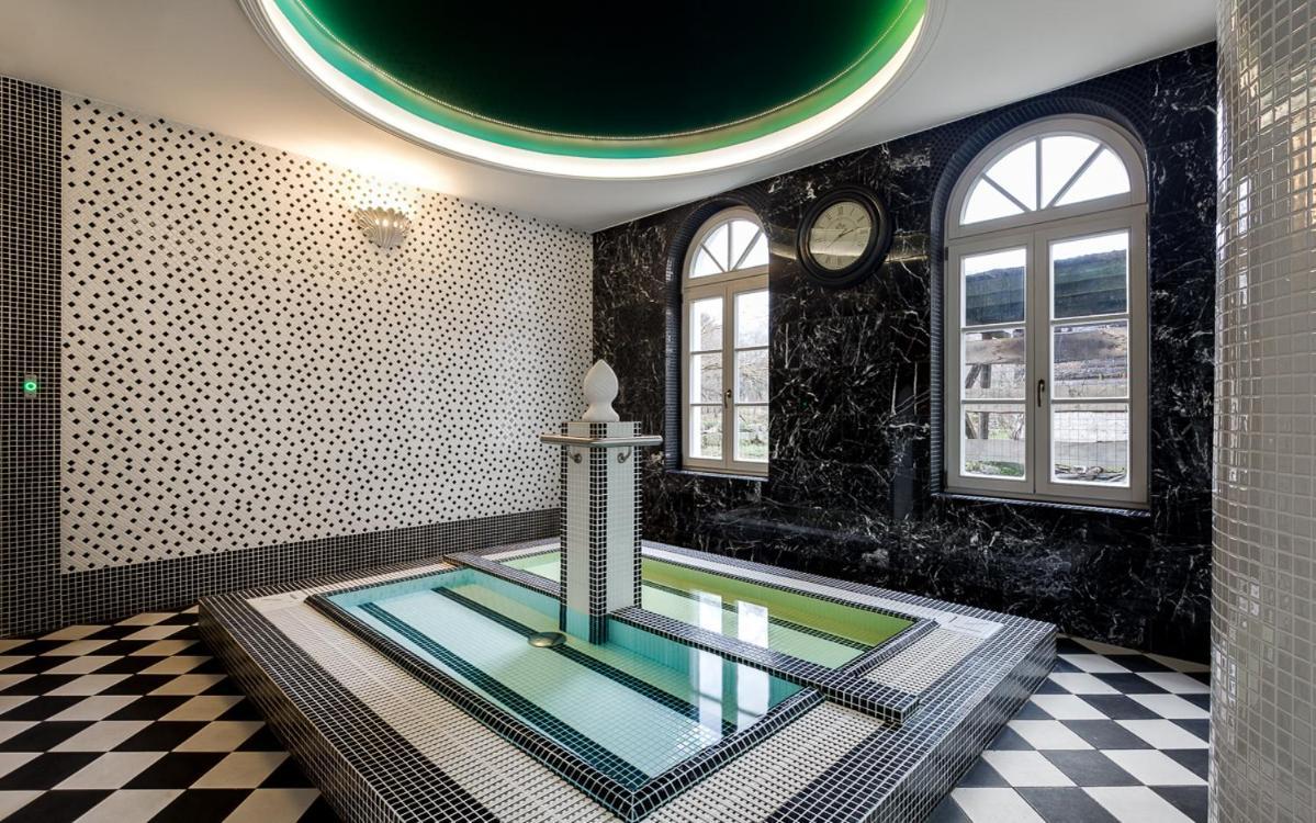 Hotel Stary Zdroj Świeradów-Zdrój Екстериор снимка